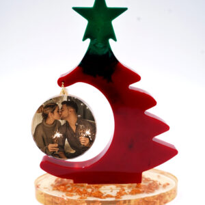 Christmas tree with oval base