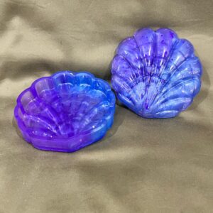 Clam Shaped Trinket with Lid